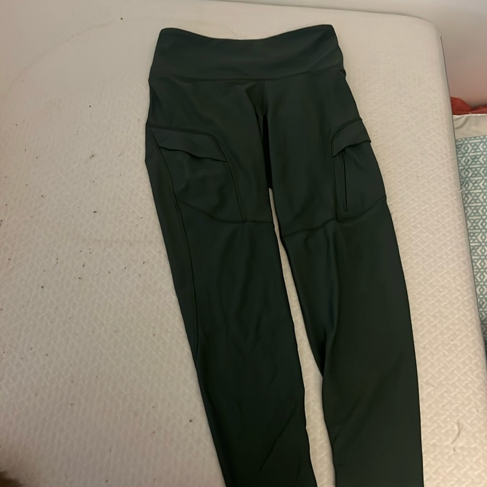 Green leggines